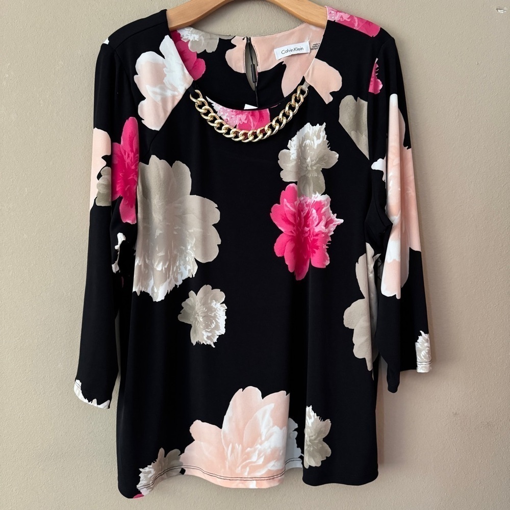 NWT Calvin Klein Large Floral Printed Blouse With Gold Chain Necklace Size 1X